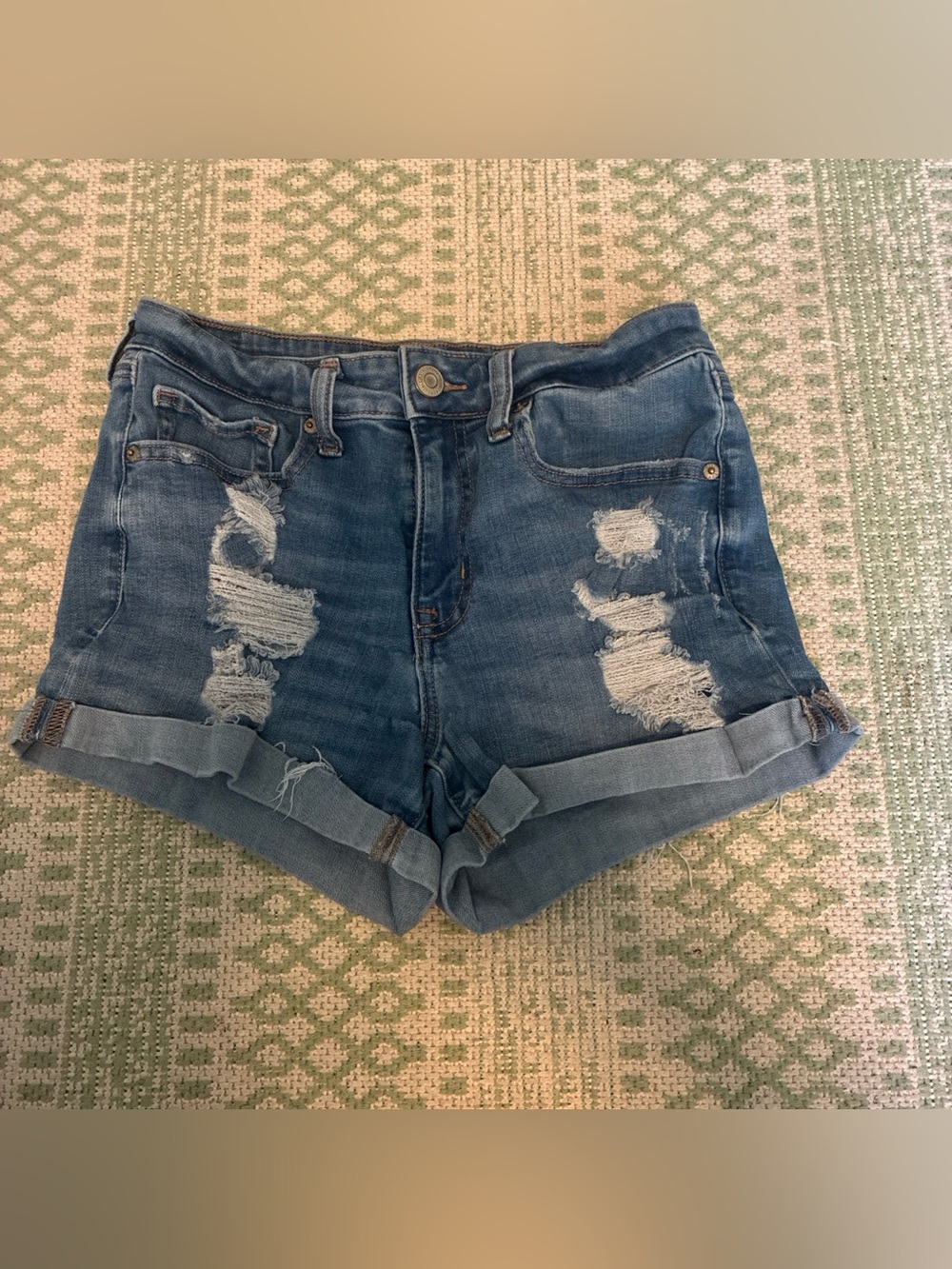 Aeropostale jean shorts high-rise midi distressed size 4